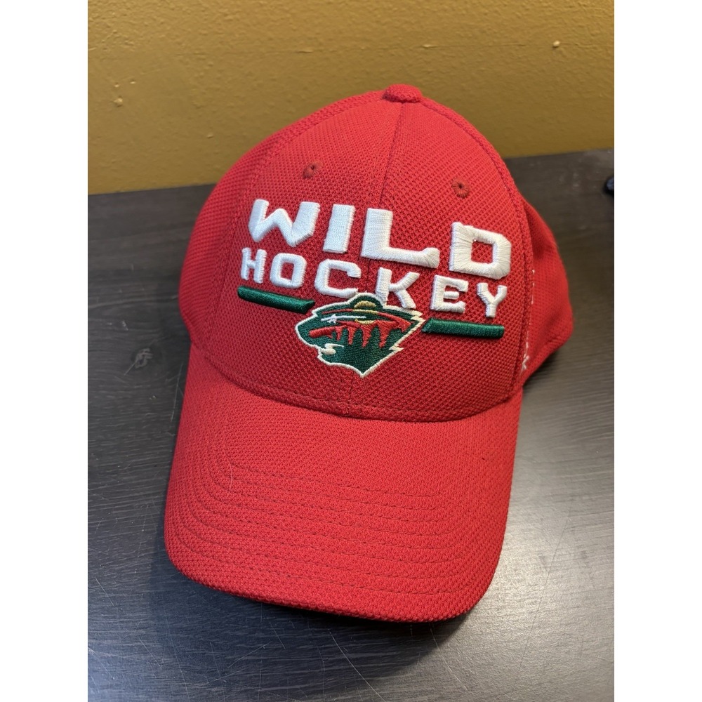 Minnesota Wild Cap Hat Reebok Center Ice Red Fitted S/M Logo NHL Hockey